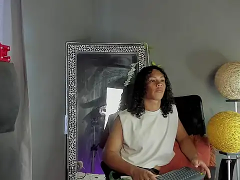 dylaans19 online show from 02.21.26