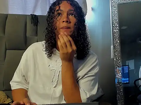 dylaans19 online show from 02.25.26