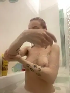 aka Blonde online show from 03.18.26