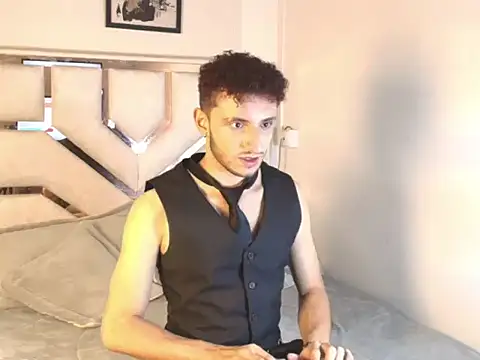 Snapshot of Curlystartt chatting on 01.12.26 Curlystartt online show from 01.12.26