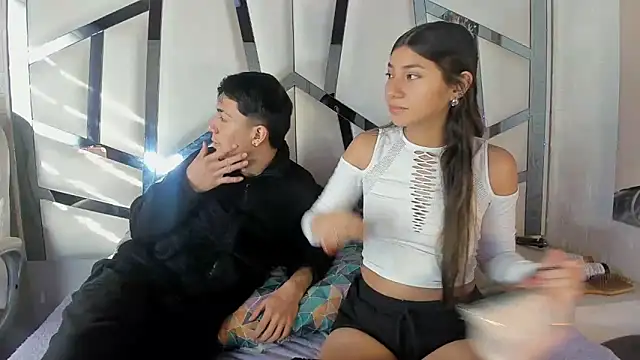 ScarlettAndLucas online show from 02.11.26