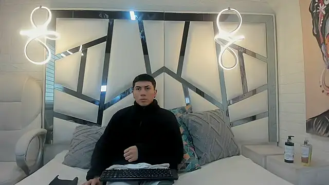 ScarlettAndLucas online show from 03.02.26