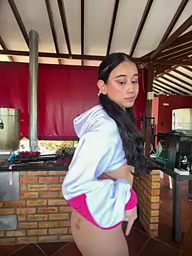 l0lita emi online show from 03.13.26