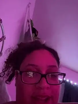 SilkSoleBunnie online show from 03.05.26