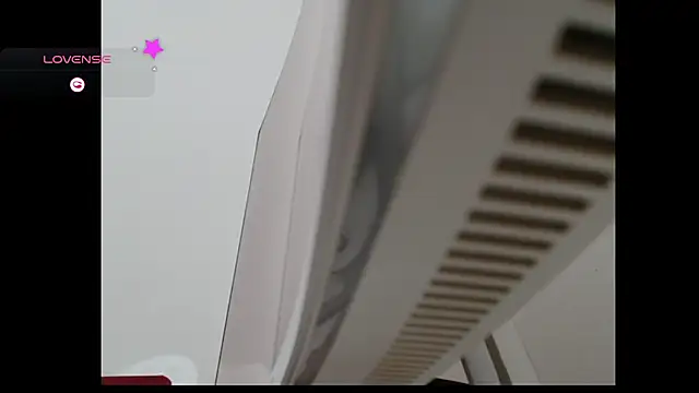 girlonee online show from 01.15.26