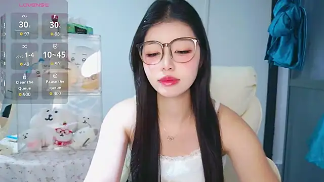 Snapshot of -XiaoYu-777 chatting on 03.17.26 -XiaoYu-777 online show from 03.17.26