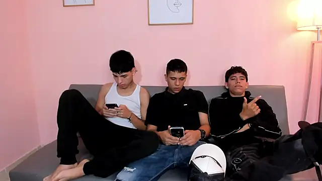 Snapshot of naksusboys chatting on 01.10.26 naksusboys online show from 01.10.26