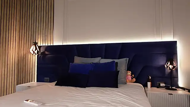 KylieeV online show from 04.29.26