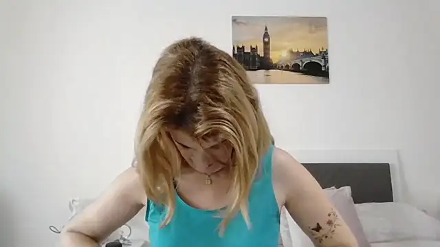 Clara1986 online show from 02.11.26