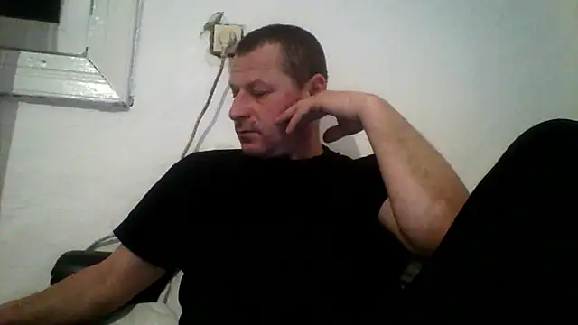 Snapshot of Ivan9iutt chatting on 01.14.26 Ivan9iutt online show from 01.14.26