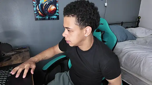 l-laross online show from 05.10.26