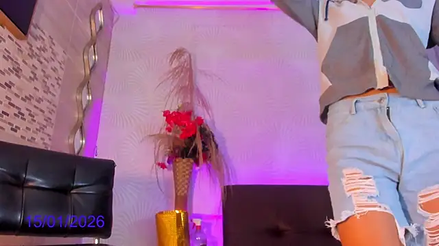 Snapshot of Tslut_Danii chatting on 01.15.26 Tslut Danii online show from 01.15.26