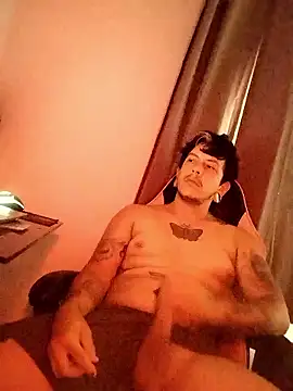 Snapshot of goonerboy20cm chatting on 01.11.26 goonerboy20cm online show from 01.11.26