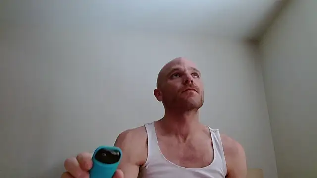 Snapshot of FrankieFuckMe chatting on 02.07.26 FrankieFuckMe online show from 02.07.26