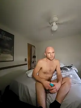 Snapshot of FrankieFuckMe chatting on 03.30.26 FrankieFuckMe online show from 03.30.26