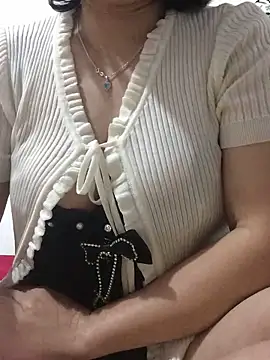 Snapshot of ManaMi-Ami chatting on 02.04.26 ManaMi-Ami online show from 02.04.26