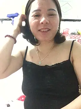 Snapshot of ManaMi-Ami chatting on 02.22.26 ManaMi-Ami online show from 02.22.26