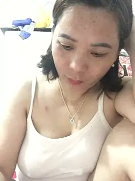 Snapshot of ManaMi-Ami chatting on 02.22.26 ManaMi-Ami online show from 02.22.26