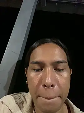 Snapshot of LOVELYMAYUMIE chatting on 09.27.25 LOVELYMAYUMIE online show from 09.27.25