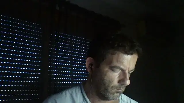 Snapshot of _grj1 chatting on 06.21.26 grj1 online show from 06.21.26