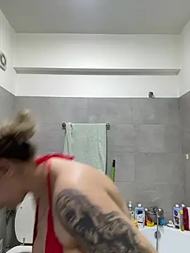 Snapshot of dalia0710 chatting on 03.11.26 dalia0710 online show from 03.11.26