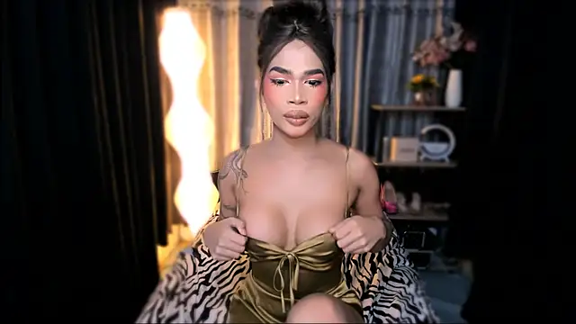 Snapshot of ShannelKeller chatting on 02.09.26 ShannelKeller online show from 02.09.26