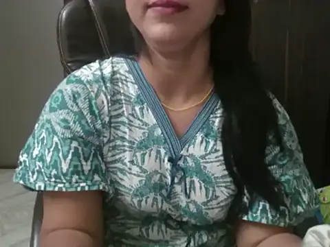 Snapshot of Adaa7 chatting on 05.27.26 Adaa7 online show from 05.27.26
