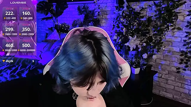 Ashley Veil online show from 03.10.26