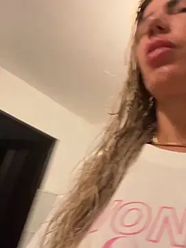 Missolevelvet online show from 04.08.26