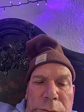 Snapshot of sofnhornyforu chatting on 01.11.26 sofnhornyforu online show from 01.11.26