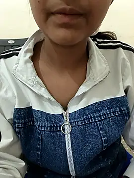 Snapshot of Aaradhna-_hoy chatting on 02.28.26 Aaradhna- hoy online show from 02.28.26