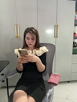 Snapshot of Llabi2k chatting on 03.21.26 Llabi2k online show from 03.21.26