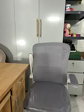 Snapshot of Llabi2k chatting on 04.09.26 Llabi2k online show from 04.09.26