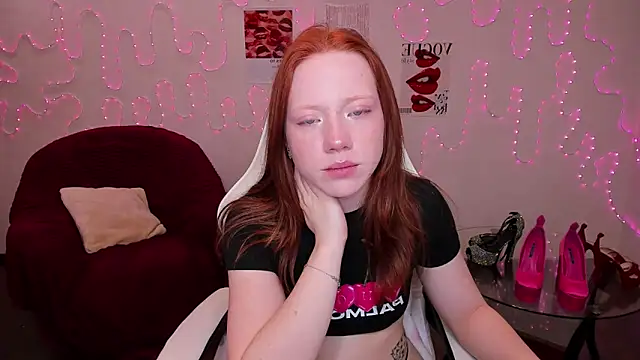 Snapshot of Katrys chatting on 02.05.26 Katrys online show from 02.05.26