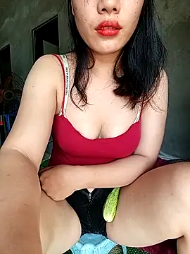 Snapshot of -Likin- chatting on 04.13.26 -Likin- online show from 04.13.26