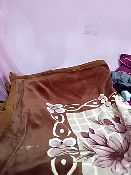 Snapshot of Phoebe-e chatting on 02.16.26 Phoebe-e online show from 02.16.26