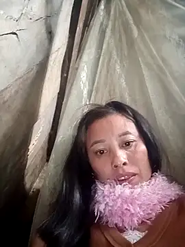 Snapshot of kaia-cam chatting on 01.17.26 kaia-cam online show from 01.17.26