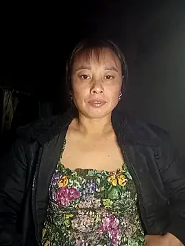 Snapshot of kaia-cam chatting on 02.01.26 kaia-cam online show from 02.01.26