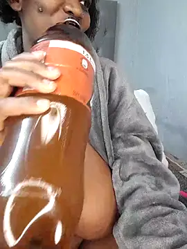 Snapshot of MelowD_2 chatting on 06.30.26 MelowD 2 online show from 06.30.26