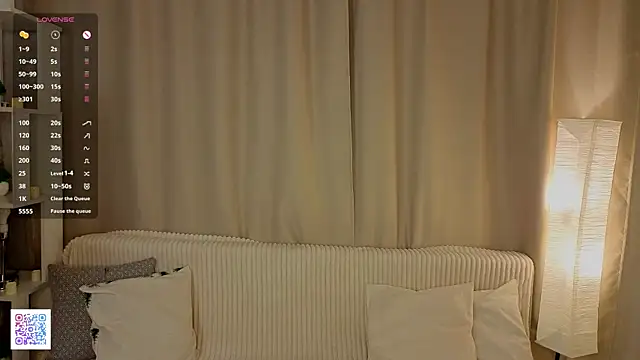 Snapshot of CarmanHenning chatting on 02.07.26 CarmanHenning online show from 02.07.26