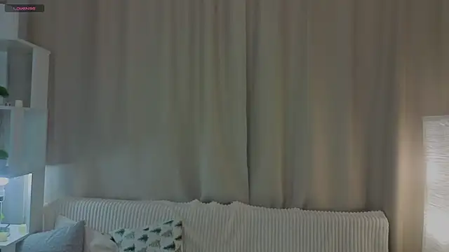 Snapshot of CarmanHenning chatting on 02.11.26 CarmanHenning online show from 02.11.26