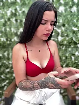 Adhaira pink10 online show from 01.14.26