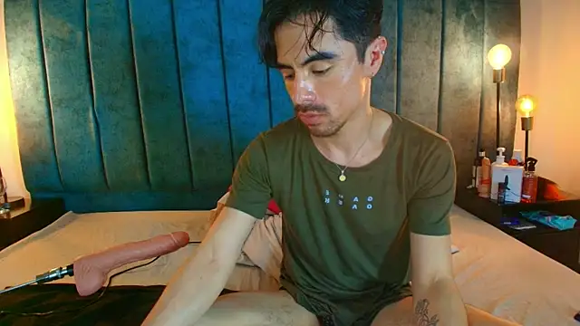 Ethan Briggs  online show from 03.22.26