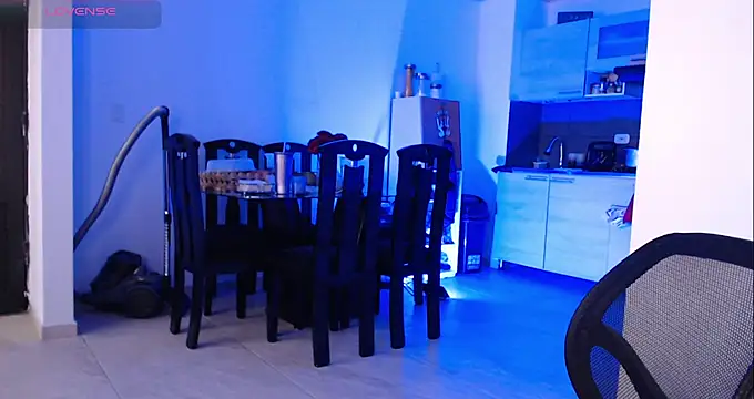 Snapshot of Pretty__Milf chatting on 02.19.26 Pretty Milf online show from 02.19.26