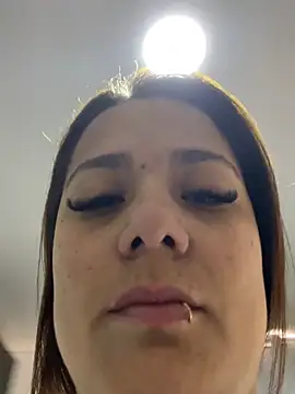 Snapshot of Pretty__Milf chatting on 03.21.26 Pretty Milf online show from 03.21.26