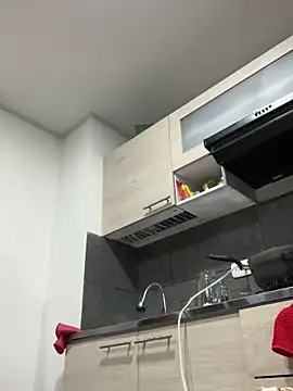 Snapshot of Pretty__Milf chatting on 03.23.26 Pretty Milf online show from 03.23.26