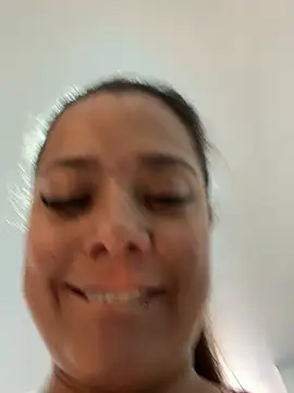 Snapshot of Pretty__Milf chatting on 03.29.26 Pretty Milf online show from 03.29.26