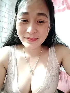 Snapshot of NgocLinh_69 chatting on 03.08.26 NgocLinh 69 online show from 03.08.26