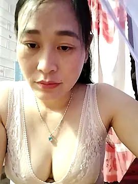 Snapshot of NgocLinh_69 chatting on 04.02.26 NgocLinh 69 online show from 04.02.26