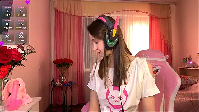 Snapshot of MarcelaBlas chatting on 05.14.26 MarcelaBlas online show from 05.14.26